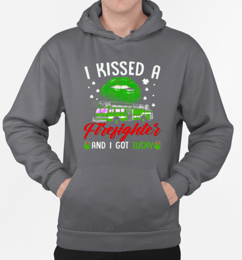 I Kissed A Firefighter And I Got Lucky T-Shirt Unisex Hoodie