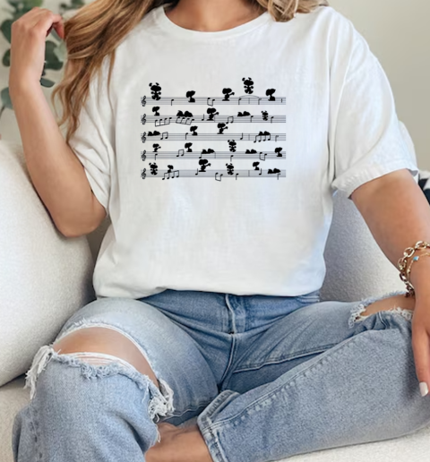 Snoopy With Music Notes T-Shirt Classic Women's T-shirt