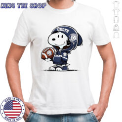 Snoopy wears Indianapolis Colts hoodie logo shirt