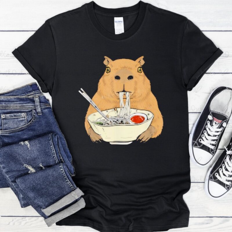 Capybara eat Ramen Japanese_T-Shirt