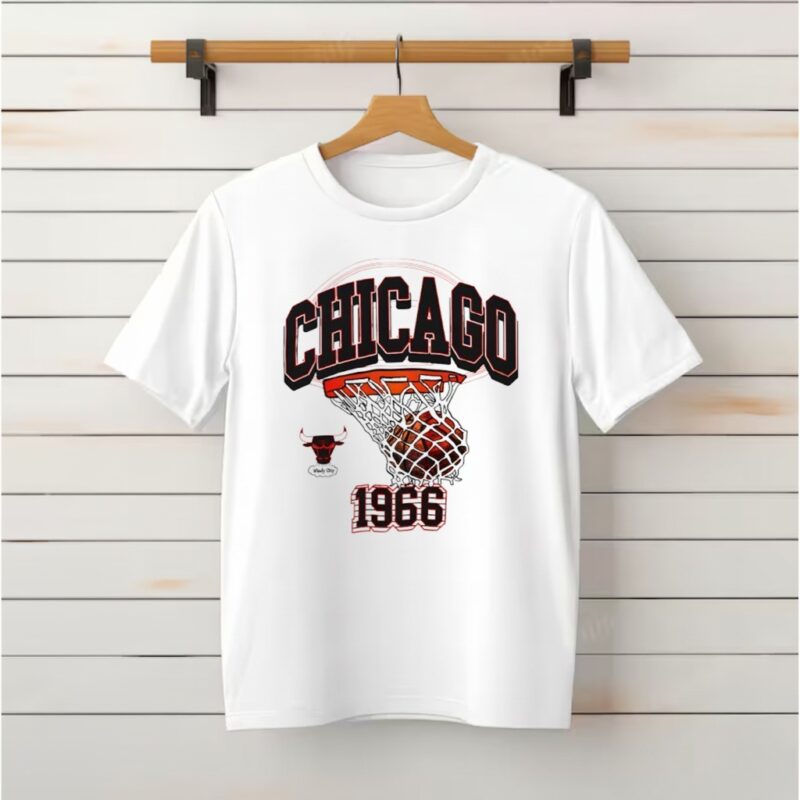 Chicago Bulls White Sswagger Graphic_Classic T-Shirt