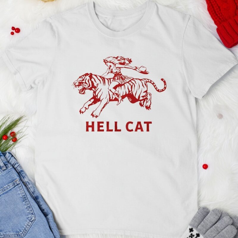 Cowgirl riding tiger Hell Cat_T-shirt