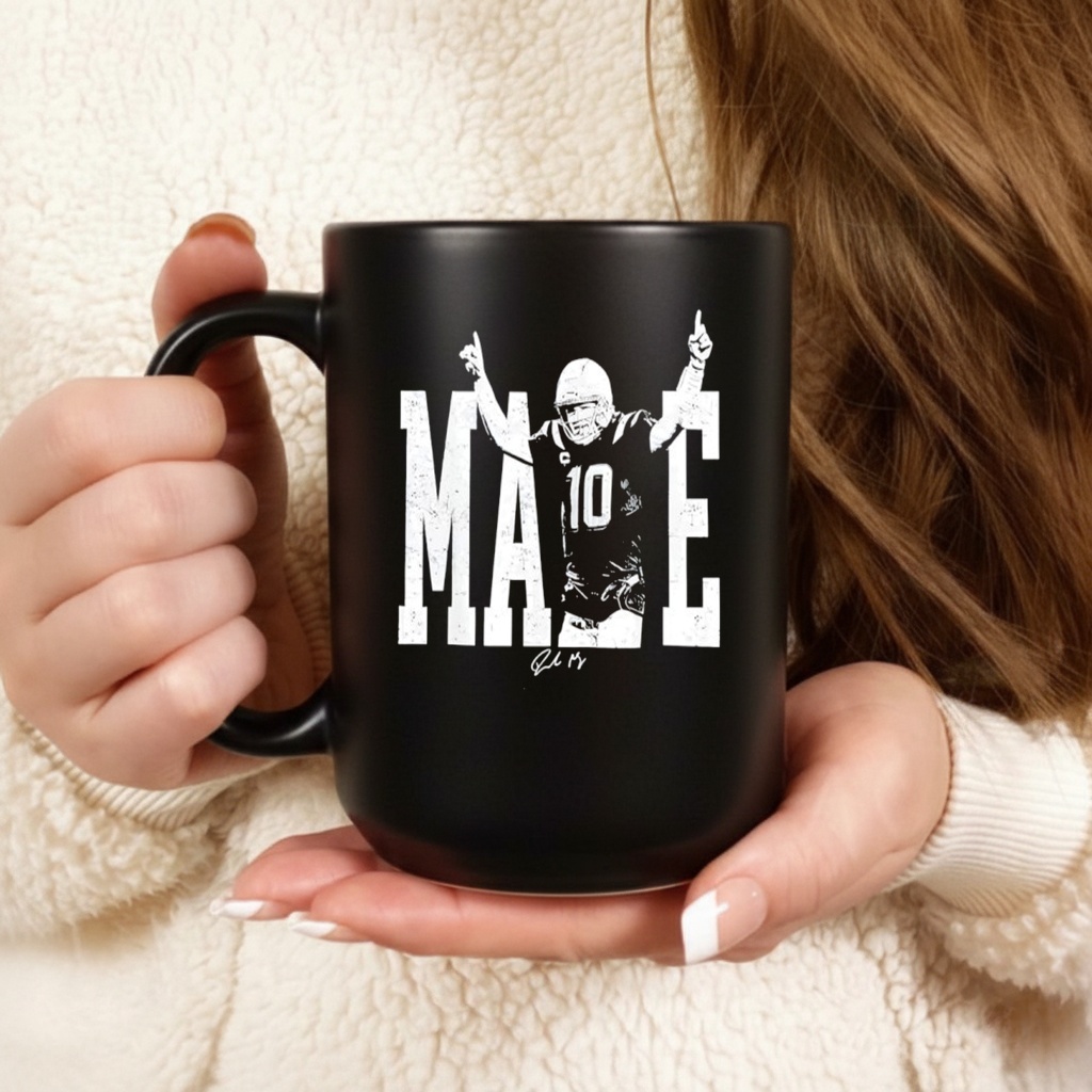 Drake Maye Football Signatures Shirt