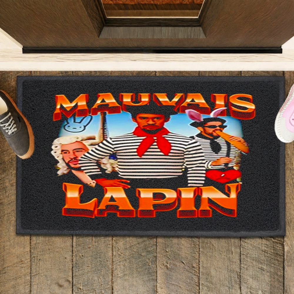 Mauvais Lapin character graphic shirt