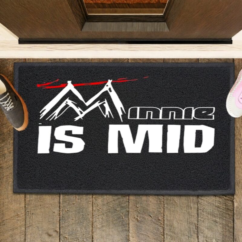 Minne Is Mid logo_Rubber Doormat