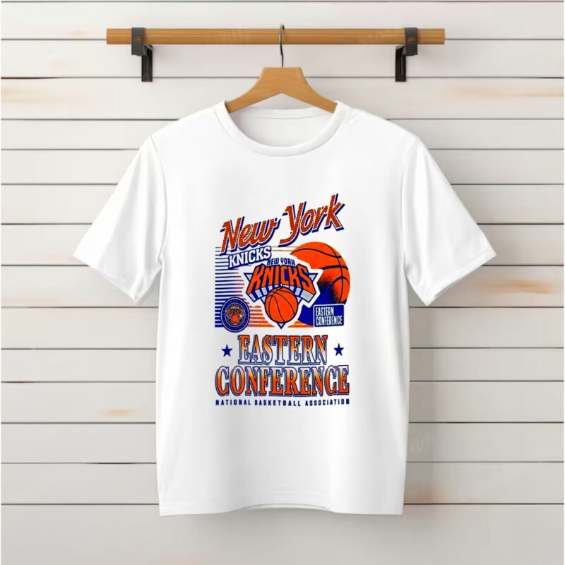 New York Knicks NBA Eastern Conference logo and ball_Classic T-Shirt