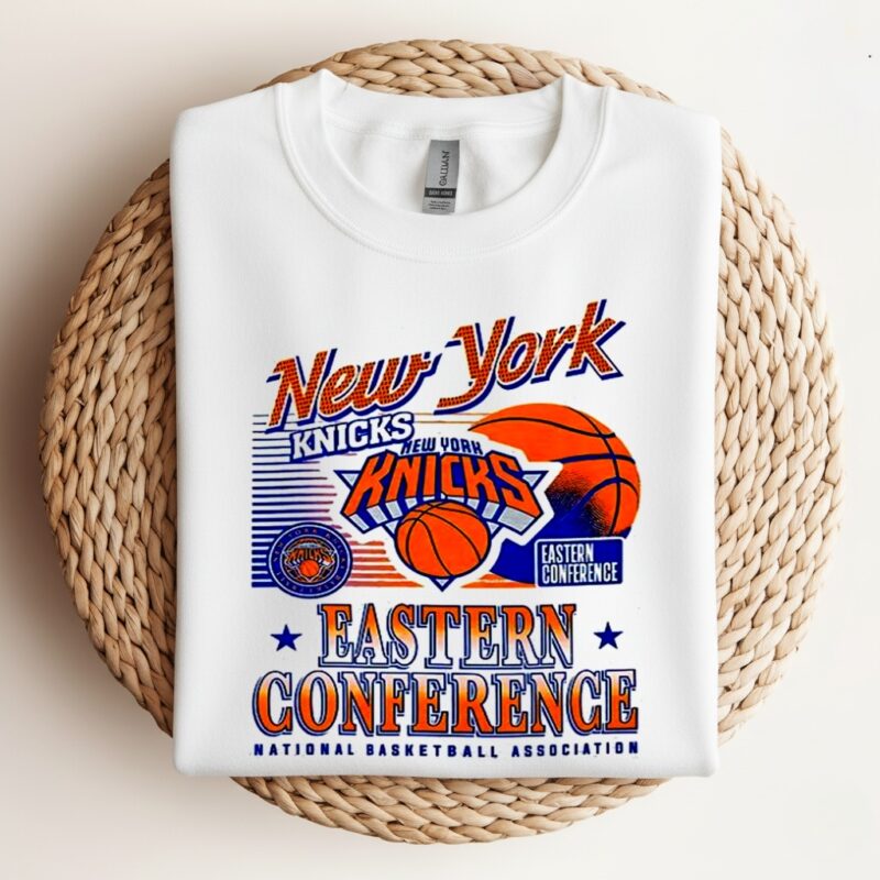 New York Knicks NBA Eastern Conference logo and ball_Crewneck Sweatshirt