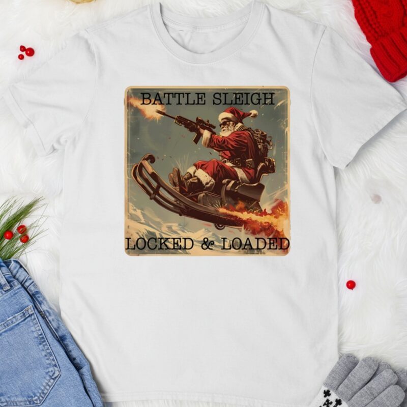 Santa Battle sleigh locked and loaded Christmas_T-shirt