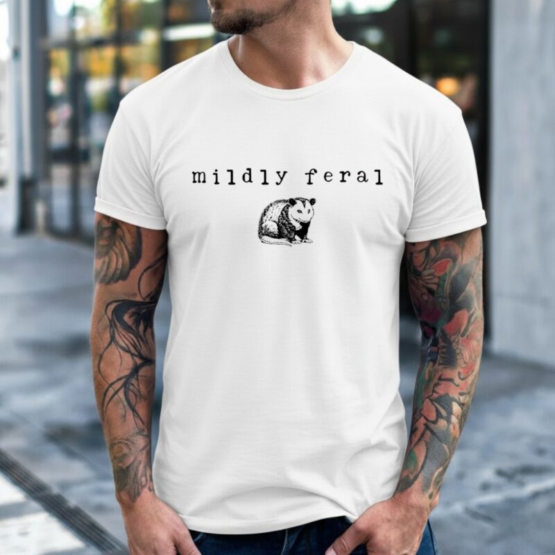 Mildly Feral Funny Possum_Classic Men's T-Shirt