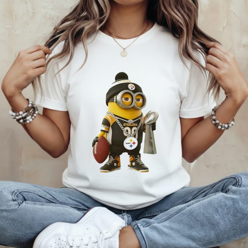 Minion in Pittsburgh Steelers team Vince Lombardi Trophy Super Bowl_Classic Women's T-Shirt