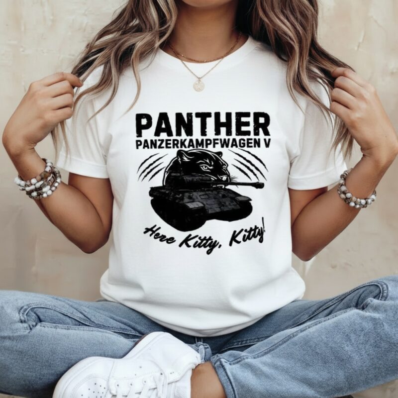 Panzerkampfwagen V panther tank here kitty kitty_Classic Women's T-Shirt